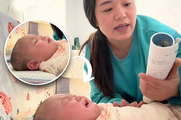 Màn ru con gây sốt mạng: Mẹ mở sách toán giảng về hàm số, bé nín khóc ngủ luôn