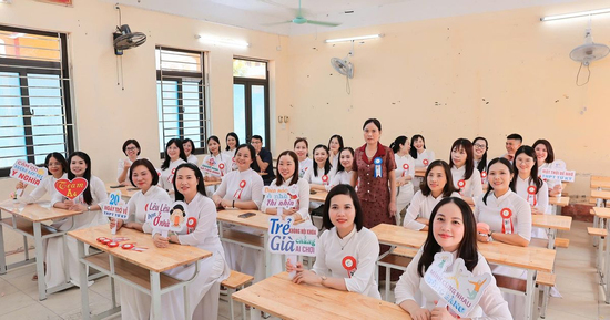 Khoảng cách nào cho Hội khóa 20 năm: Viết cho 12A4 Tứ Kỳ từ chiều Tokyo rợp nắng