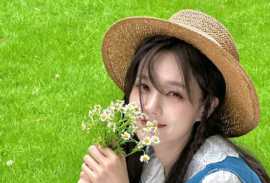 Cuối ngày hôm nay (6/8/2026), Thần Tài mở cửa, 3 con giáp ra đường 'đụng trúng hố vàng', mỏi tay đếm tiền, giàu nứt đố đổ vách