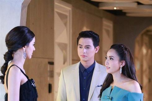 Bị nhân tình của chồng mỉa mai vợ có màn đáp trả sau đó khiến cô ta khóc nghẹn