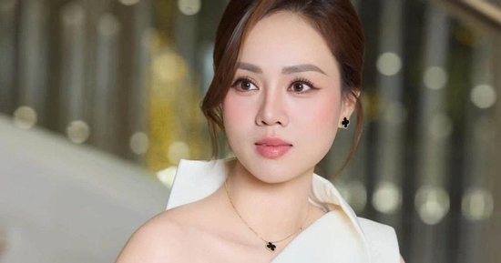 Vợ kém 15 tuổi của NSND Công Lý: 