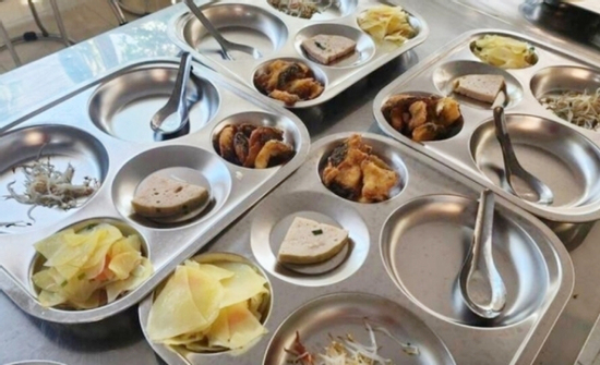 Suất ăn bán trú thế nào mới đủ chất cho trẻ?