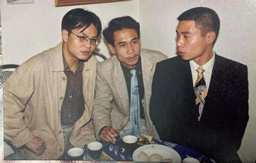 Tình bạn thân thiết từ thời sinh viên của NSND Công Lý và NSND Trung Hiếu