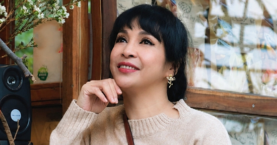 Hoa hậu Điện ảnh Hương Giang đơn thân hơn 20 năm, xúc động vì câu nói của con trai