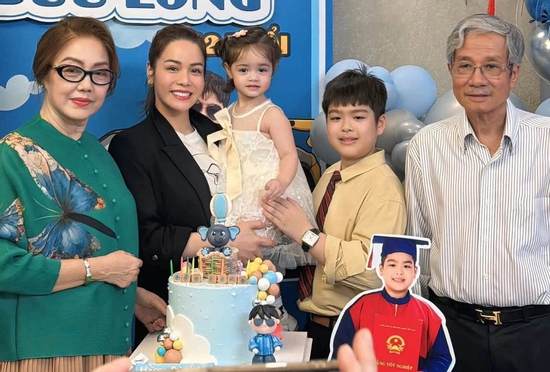 Nhật Kim Anh cùng nhà chồng cũ tổ chức sinh nhật cho con trai