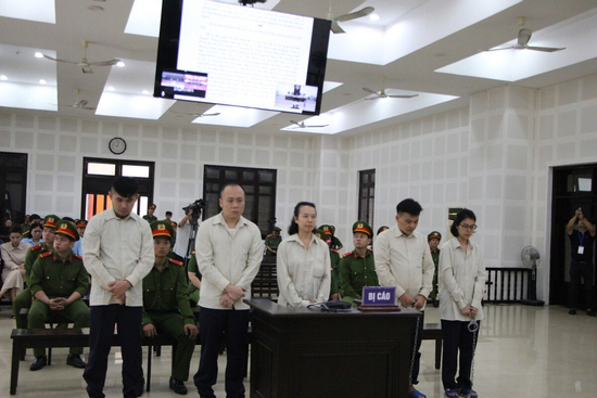 Lừa đảo hơn 7.100 người, vợ chồng TGĐ GFDI lĩnh án chung thân