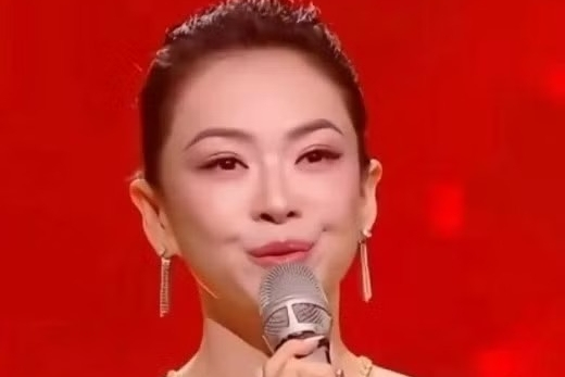 Gương mặt Chương Tử Di làm sao vậy?