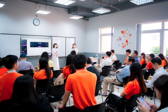 Chuyên gia Australia và Việt Nam bàn về trải nghiệm của học sinh, sinh viên thời AI