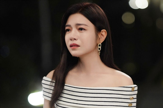 Trần Nghiên Hy chính thức trải lòng về góc khuất hôn nhân với Trần Hiểu