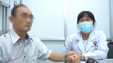 Người đàn ông nhiều lần rửa phổi vì căn bệnh hiếm gặp, chỉ vài ca trên triệu dân