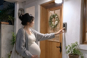 Đùng đùng bế bụng bầu 6 tháng đi đánh ghen, ai ngờ vừa gặp mặt bồ của chồng, tôi lập tức bỏ về