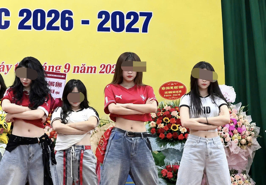Tiết mục nhảy khai giảng gây tranh cãi, Hiệu trưởng THPT Tiên Du số 1 lên tiếng
