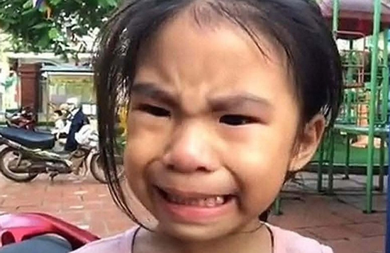 Cô bé từng gây bão với meme “Cười đi rồi cho nghỉ học” hút gần 7 triệu lượt xem năm nào giờ đã lên lớp 6, nhan sắc gây chú ý